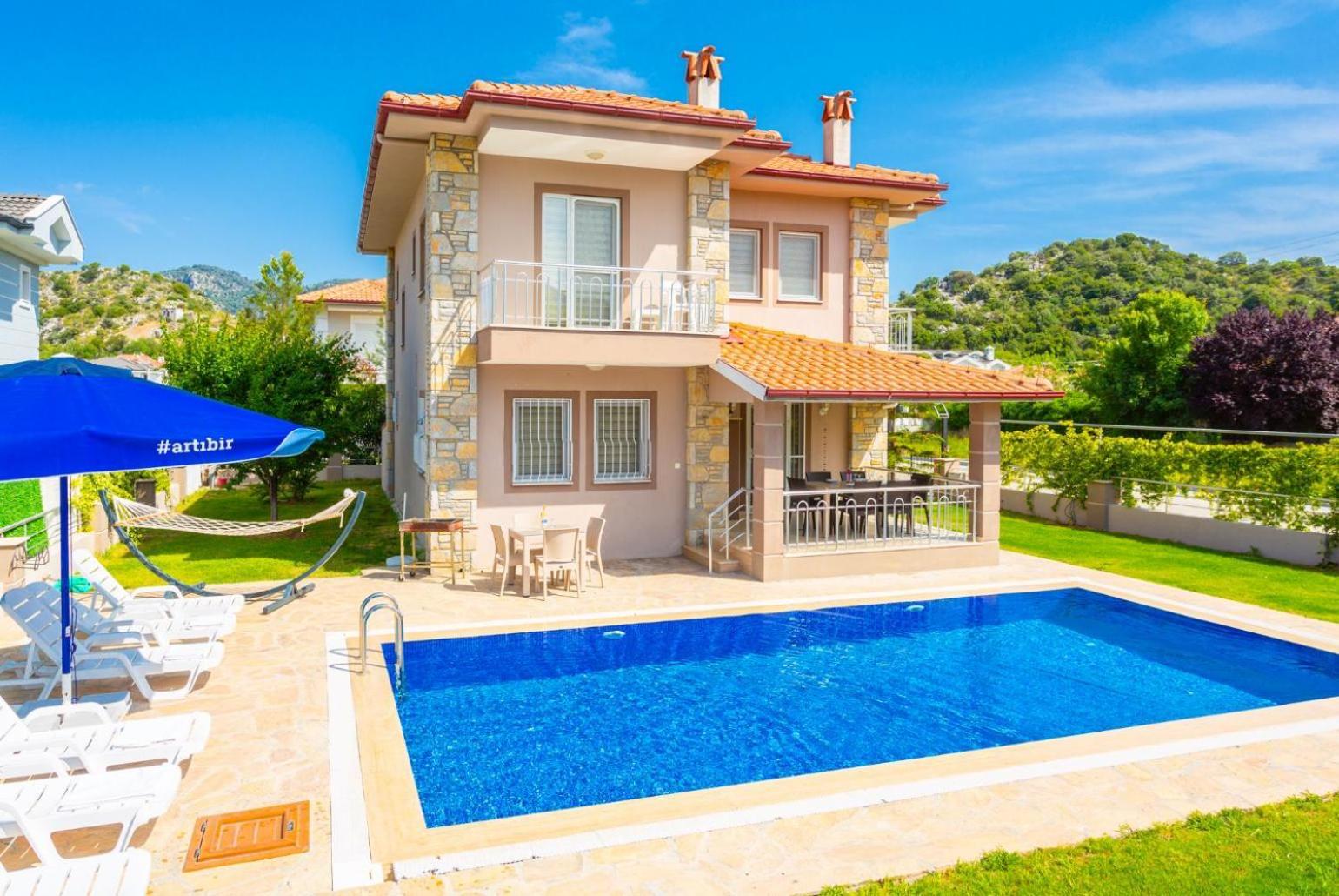 Villa Toprak ดาลยัน ภายนอก รูปภาพ